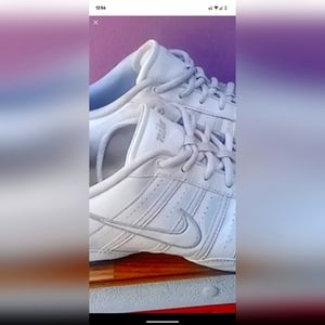 Women's size 8 NIKE's